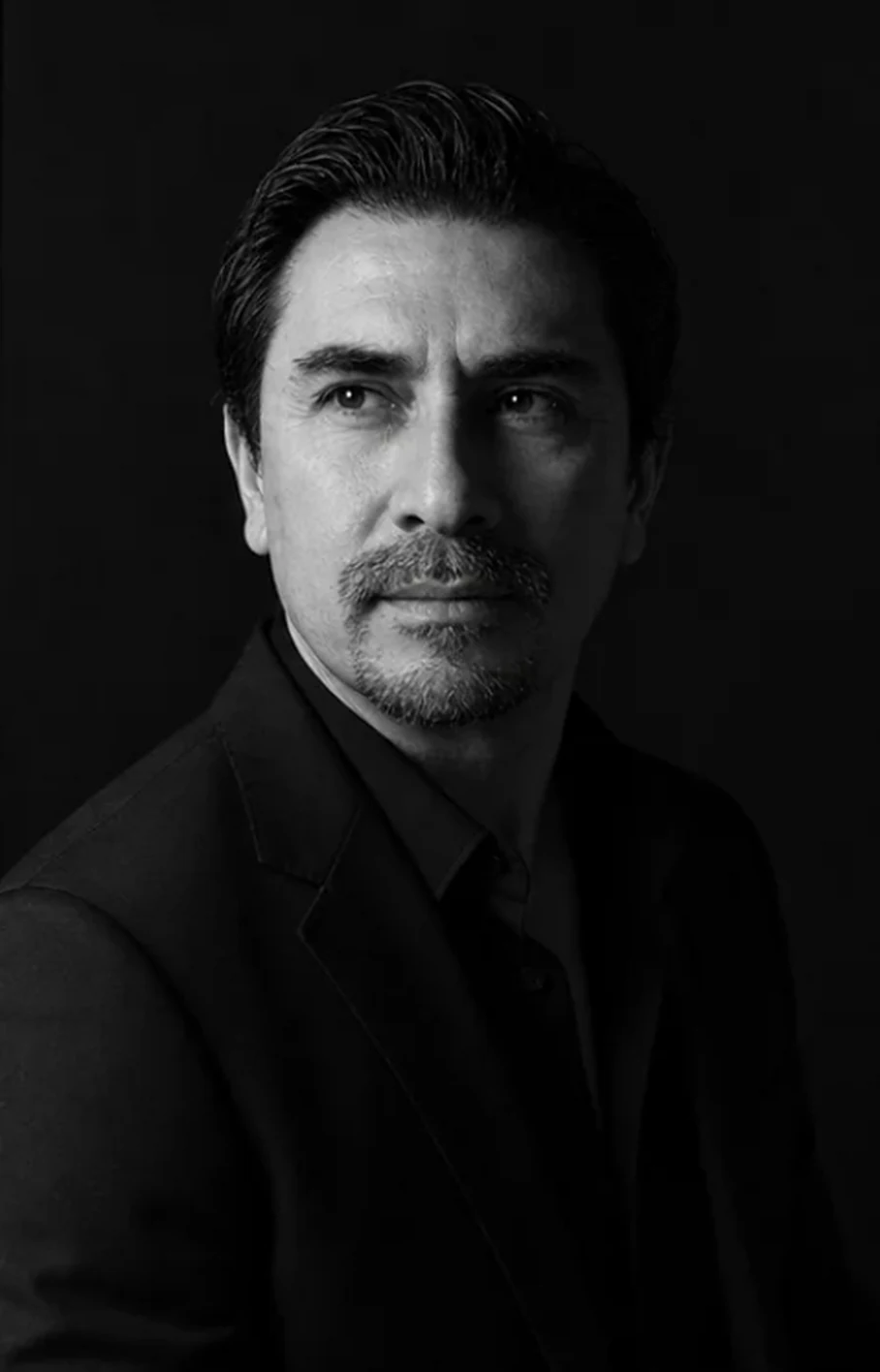 Retrato del Dr. Leonardo Figueroa.